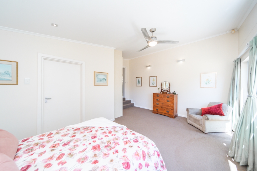 4 Bedroom Property for Sale in Beacon Bay Eastern Cape